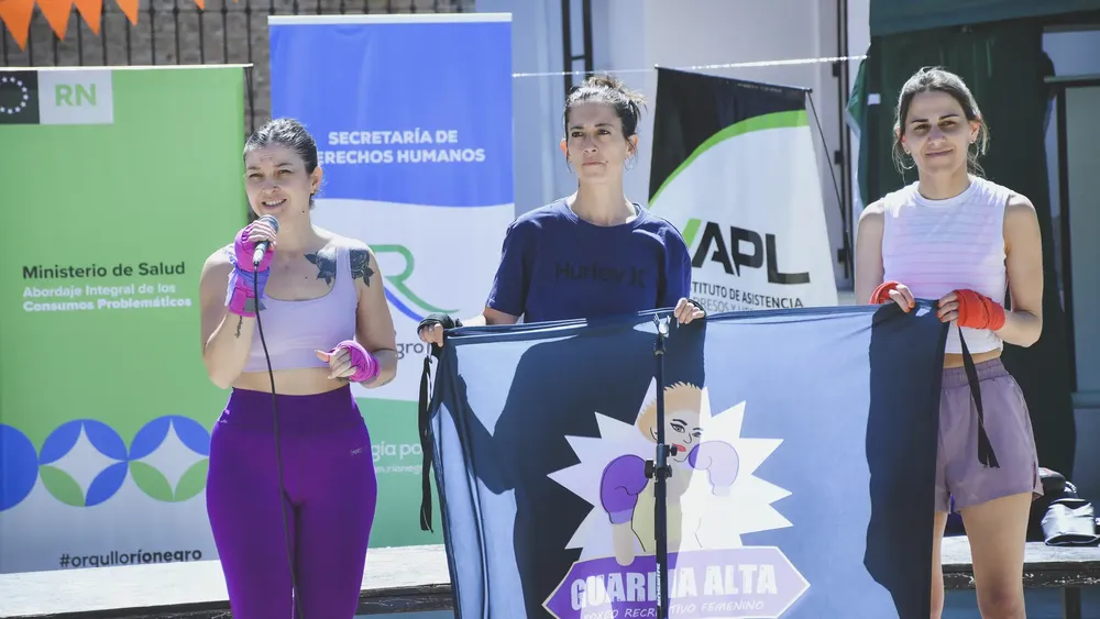 1764090899_b60f395277ceb597fff4