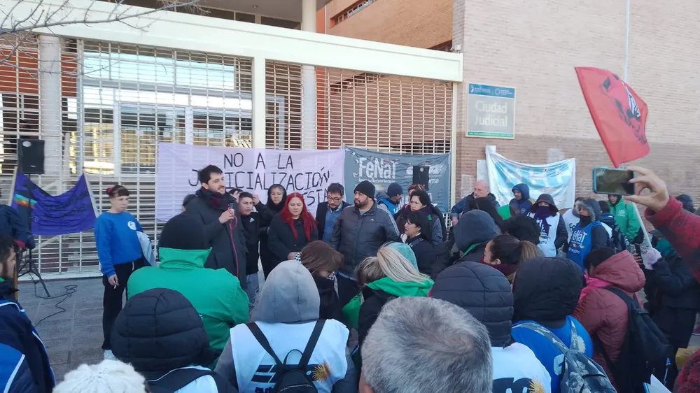 1ca22f29-48e5-c4b8-388a-50c73ffc38e6