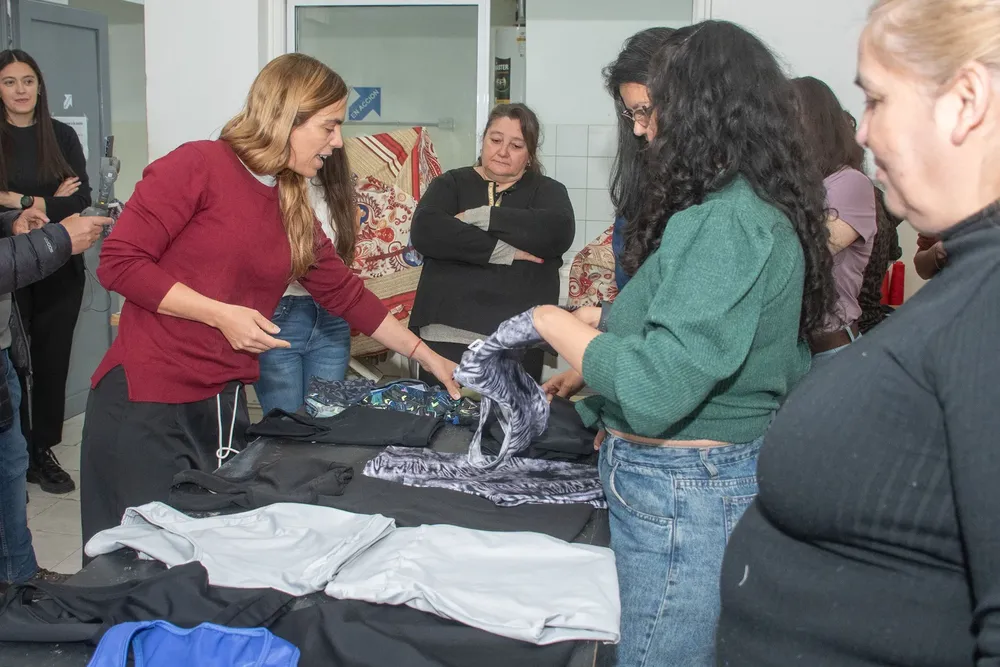 CONFECCION ROPA DEPORTIVA 3