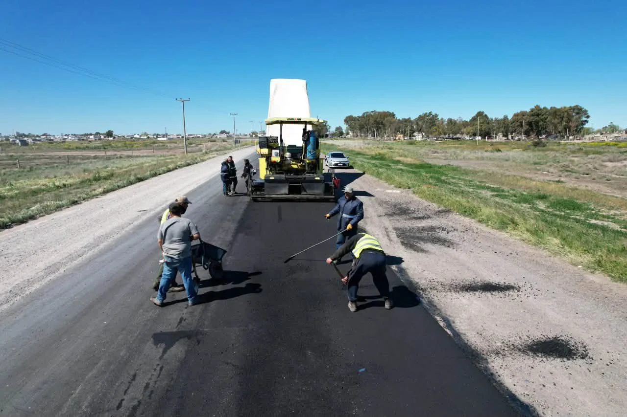 VIEDMA RUTA 1 REPAVIMENTACION