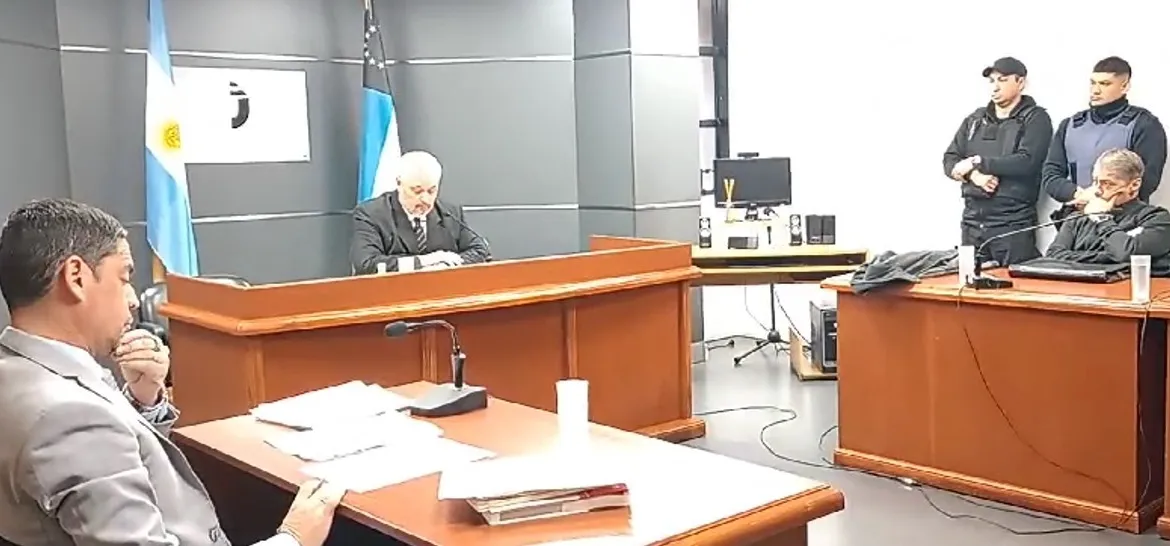 Adrián Dvorzak, Guillermo González Sacco y Manuel Maza en la audiencia judicial