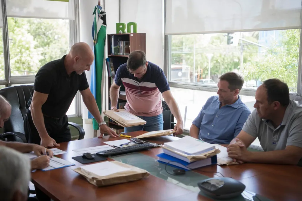 ALEJANDRO ECHARREN LICITACION