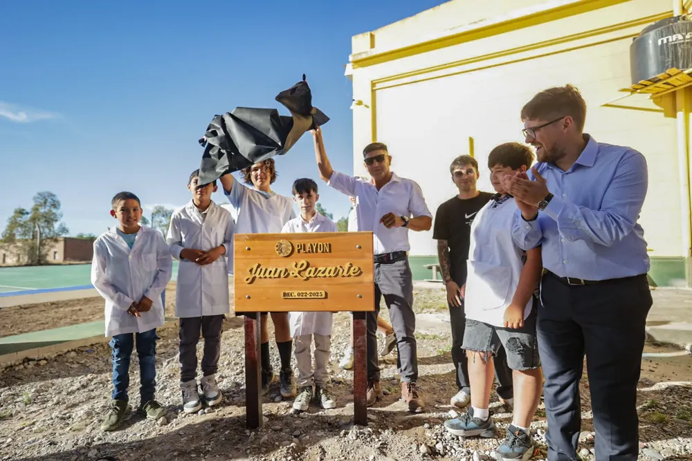 1765984987_c0ec598f1e2ef0498bee