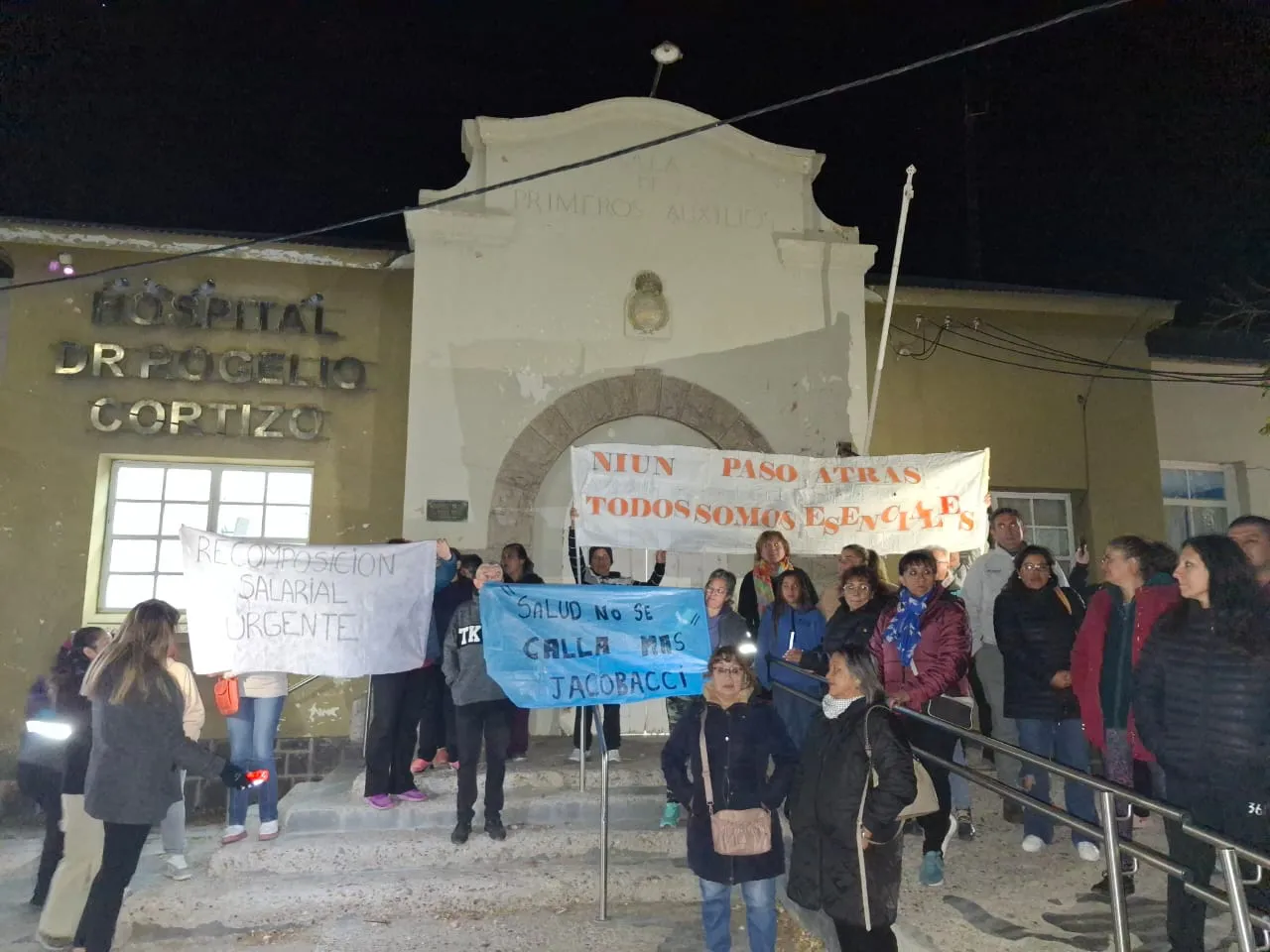 INGENIERO JACOBACCI, HOSPITAL, ABRAZO, RECLAMO