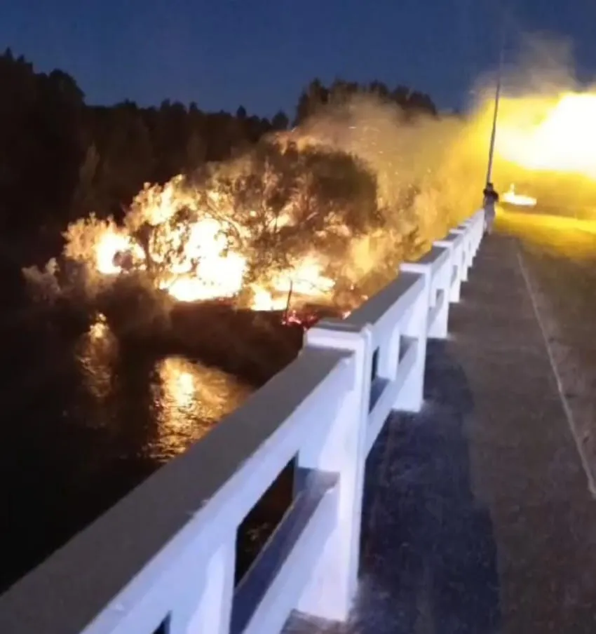 INCENDIO PASEO ISLA