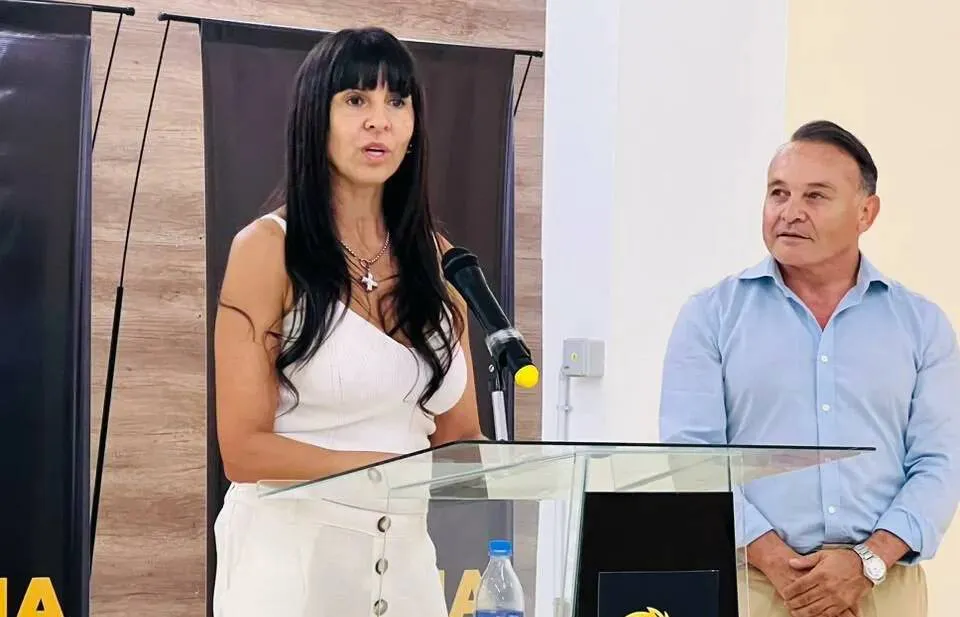 LORENA VILLAVERDE, ARIEL RIVERO