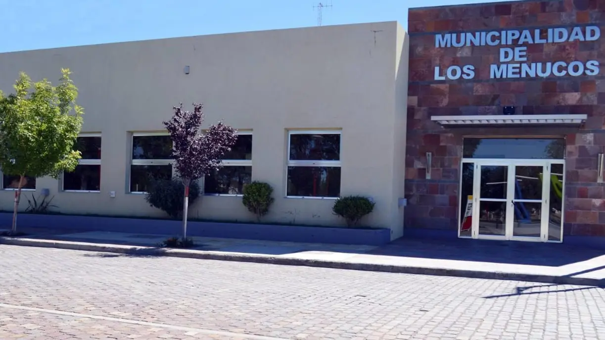 LOS MENUCOS, MUNICIPALIDAD