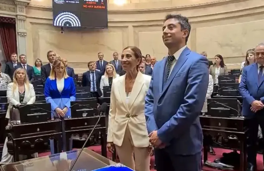 Enzo Fullone senado jura