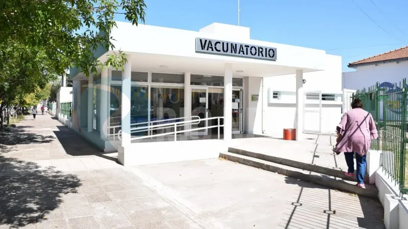 hospital zatti vacunatorio