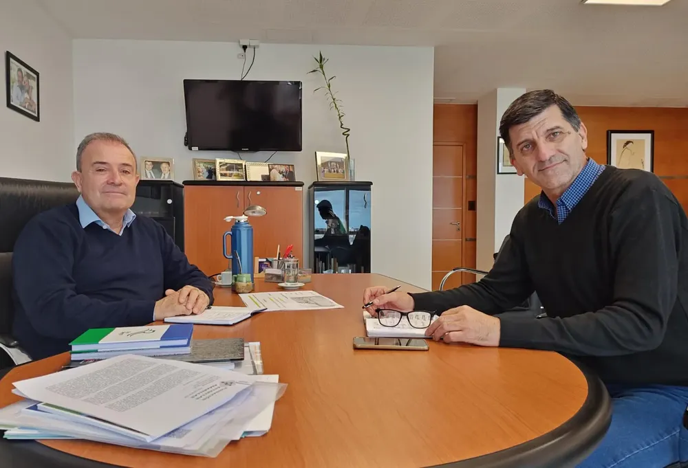 PEDRO PESATTI Y JAVIER ACEVEDO