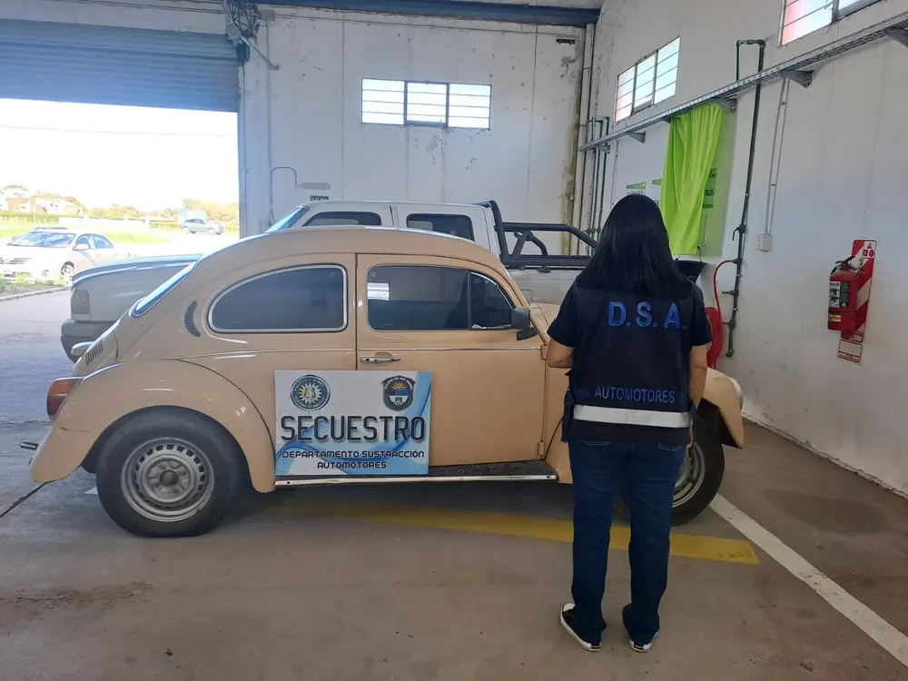 VW ESCARABAJO SECUESTRADO