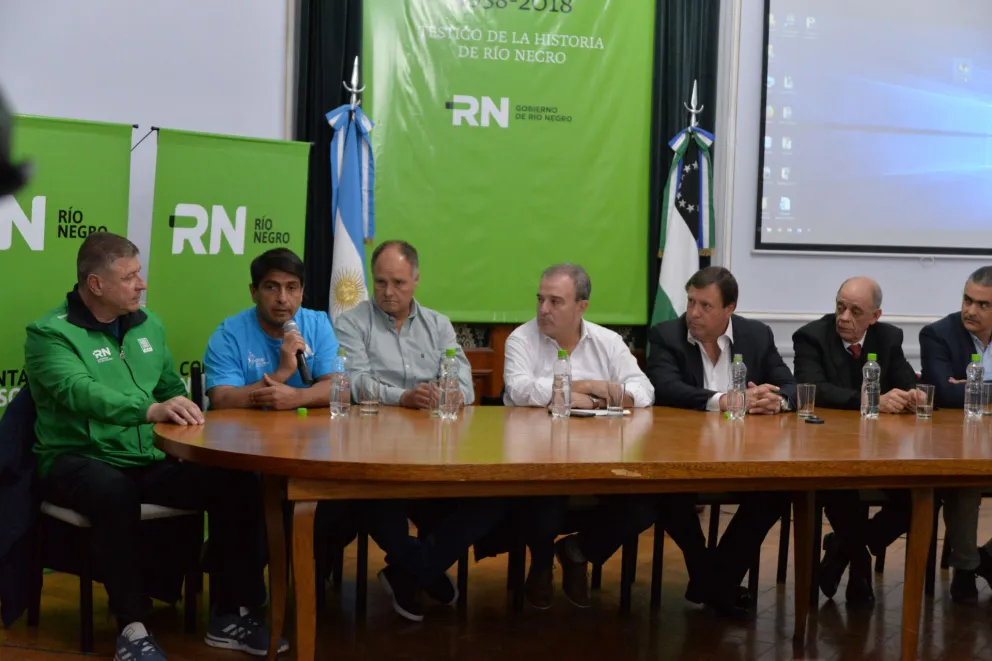 PISTA DE CANOTAJE VIEDMA PRESENTACION