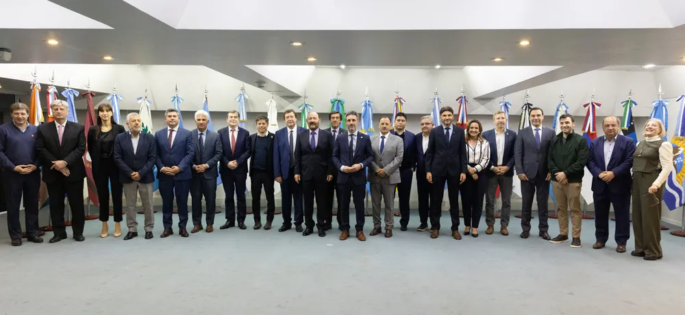 GOBERNADORES EN EL CFI