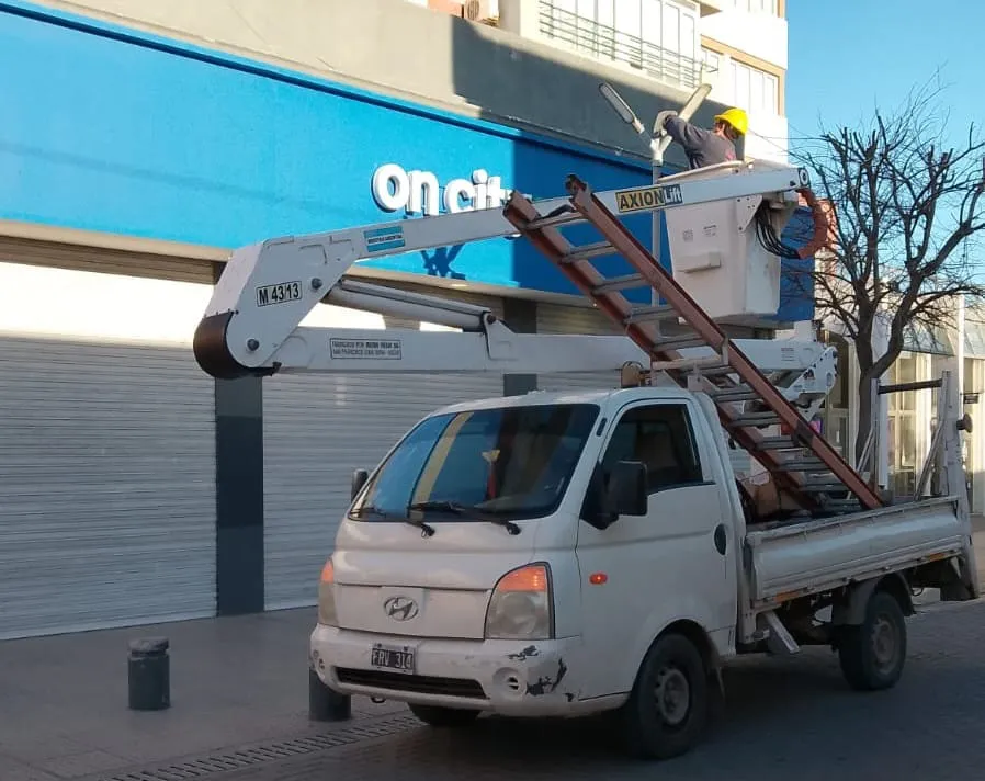 VIEDMA, RECONVERSION LUMINICA