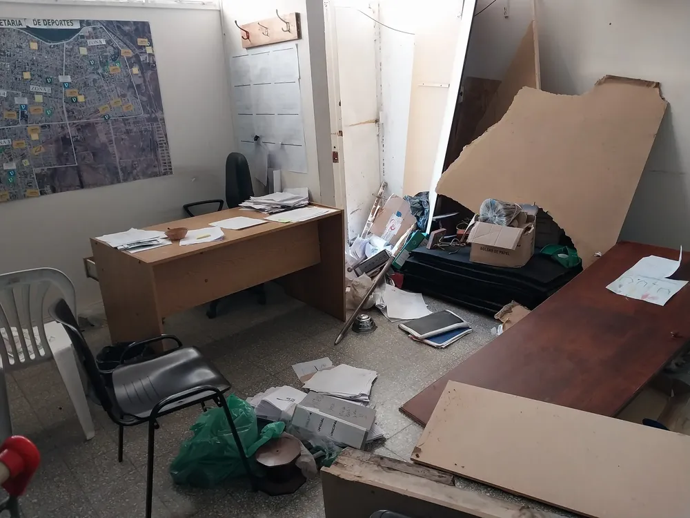 FIORAVANTI RUGGERI, DESTROZOS, VANDALISMO, ROBO