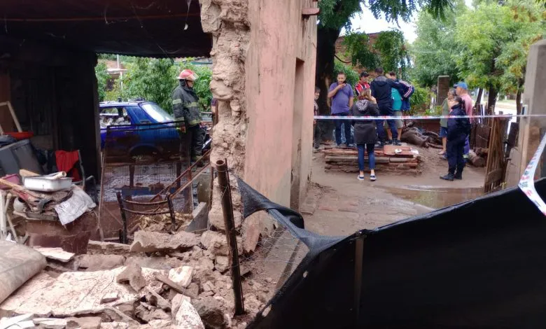RIO COLORADO, LLUVIA, TEMPORAL, VIVIENDA, DERRUMBE