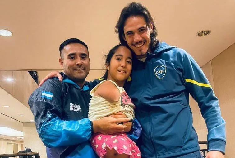 SEBASTIÁN Y MILAGROS INALAF CON EDINSON CAVANI