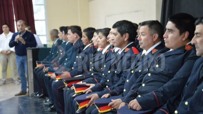 Pesatti bomberos acto