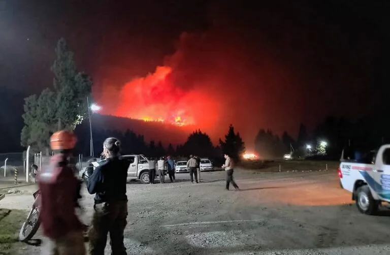 EL BOLSON, INCENDIO
