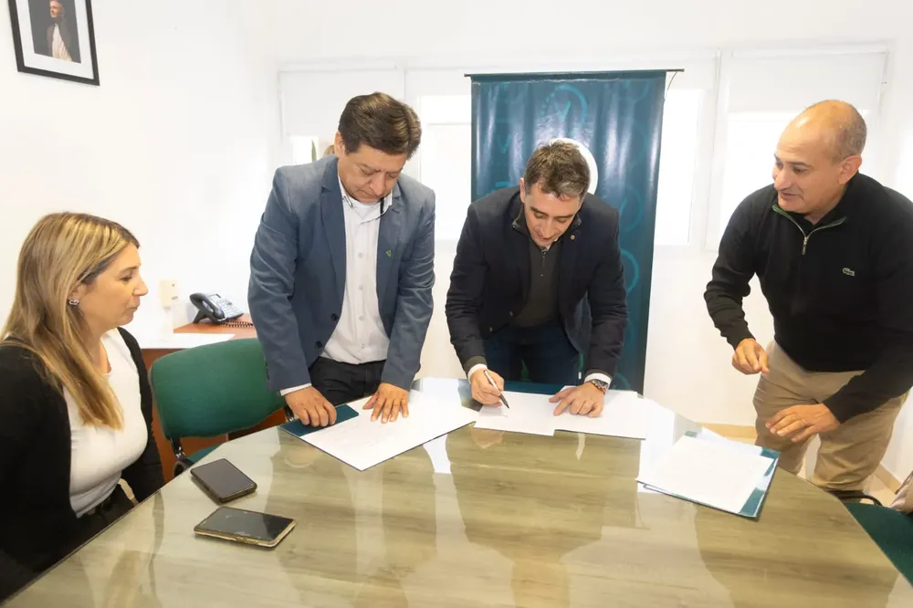 NATALIA MACRI, PEDRO BICHARA, MARCOS CASTRO Y HORARIO PIERUGGI