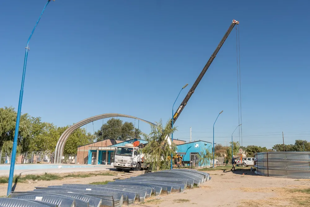 CERRAMIENTO NATATORIO 3