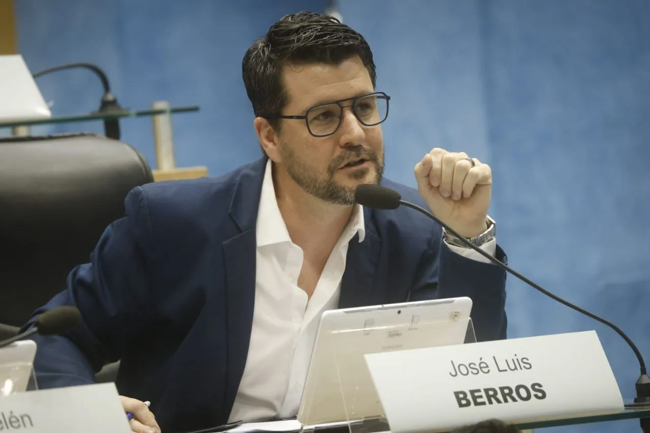 JOSE LUIS BERROS