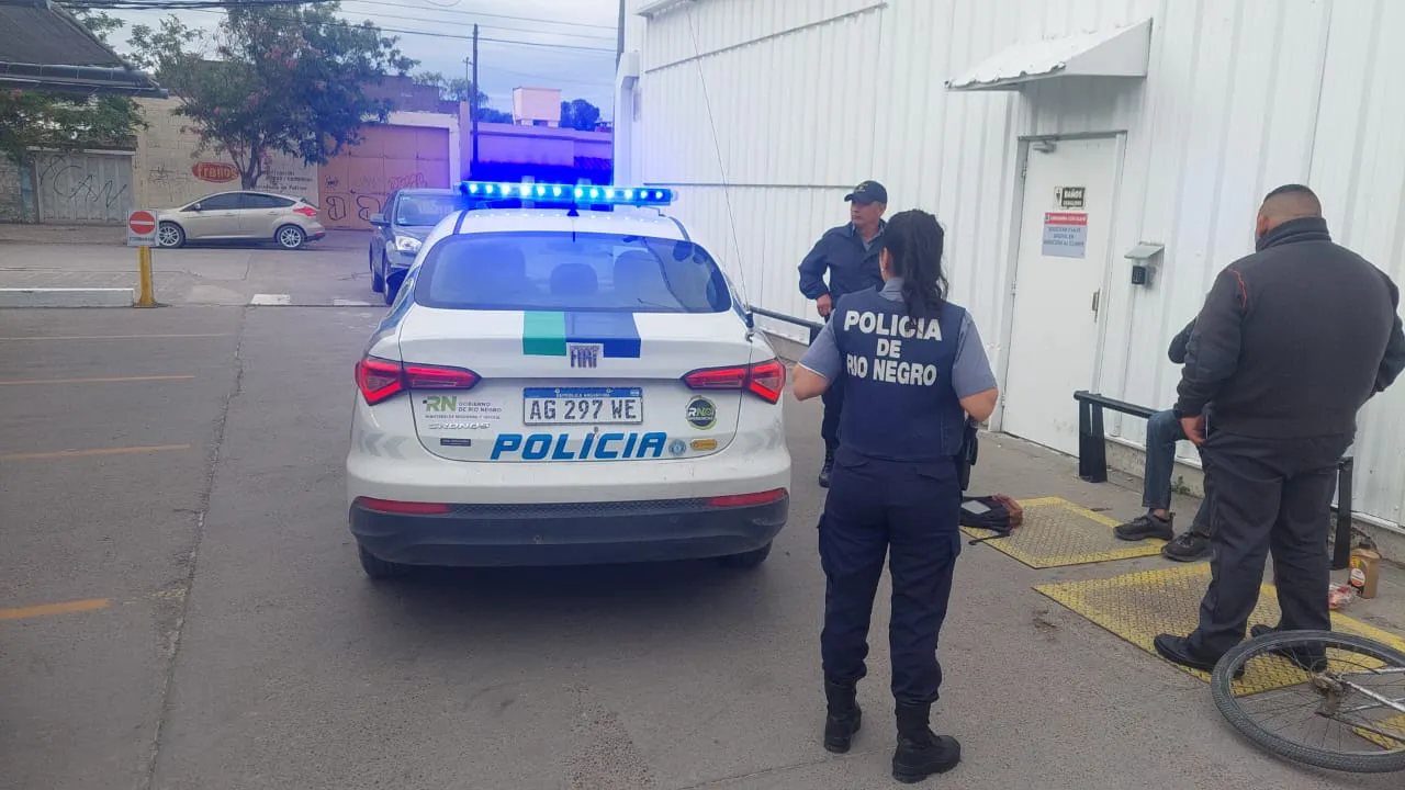 DETENIDO EN LA ANONIMA DE VIEDMA