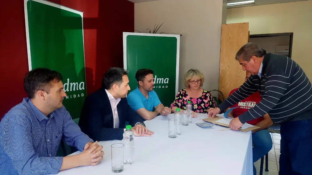 MUNICIPALIDAD DE VIEDMA - LICITACION