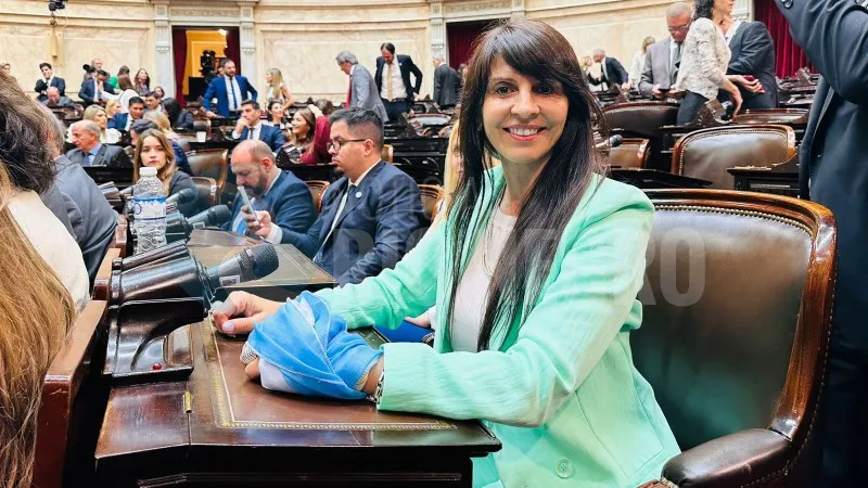 LORENA VILLAVERDE