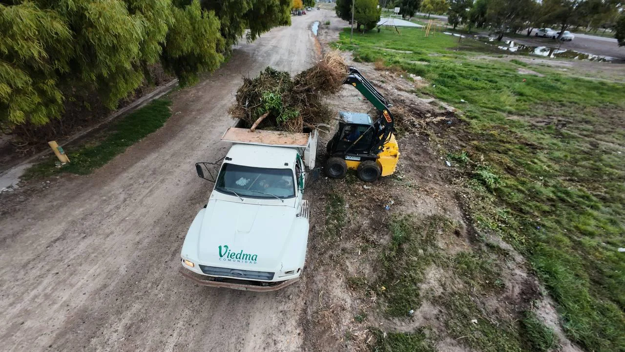 VIEDMA LIMPIA CON LA COMUNIDAD LOS FRESNOS CURRU LEUVU