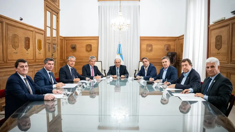 ALBERTO WERETILNECK, GOBERNADORES, GUILLERMO FRANCOS