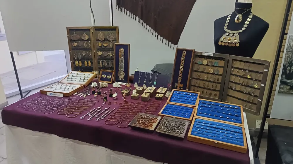 424c49ff-0dca-4601-939a-7f676ef891d7