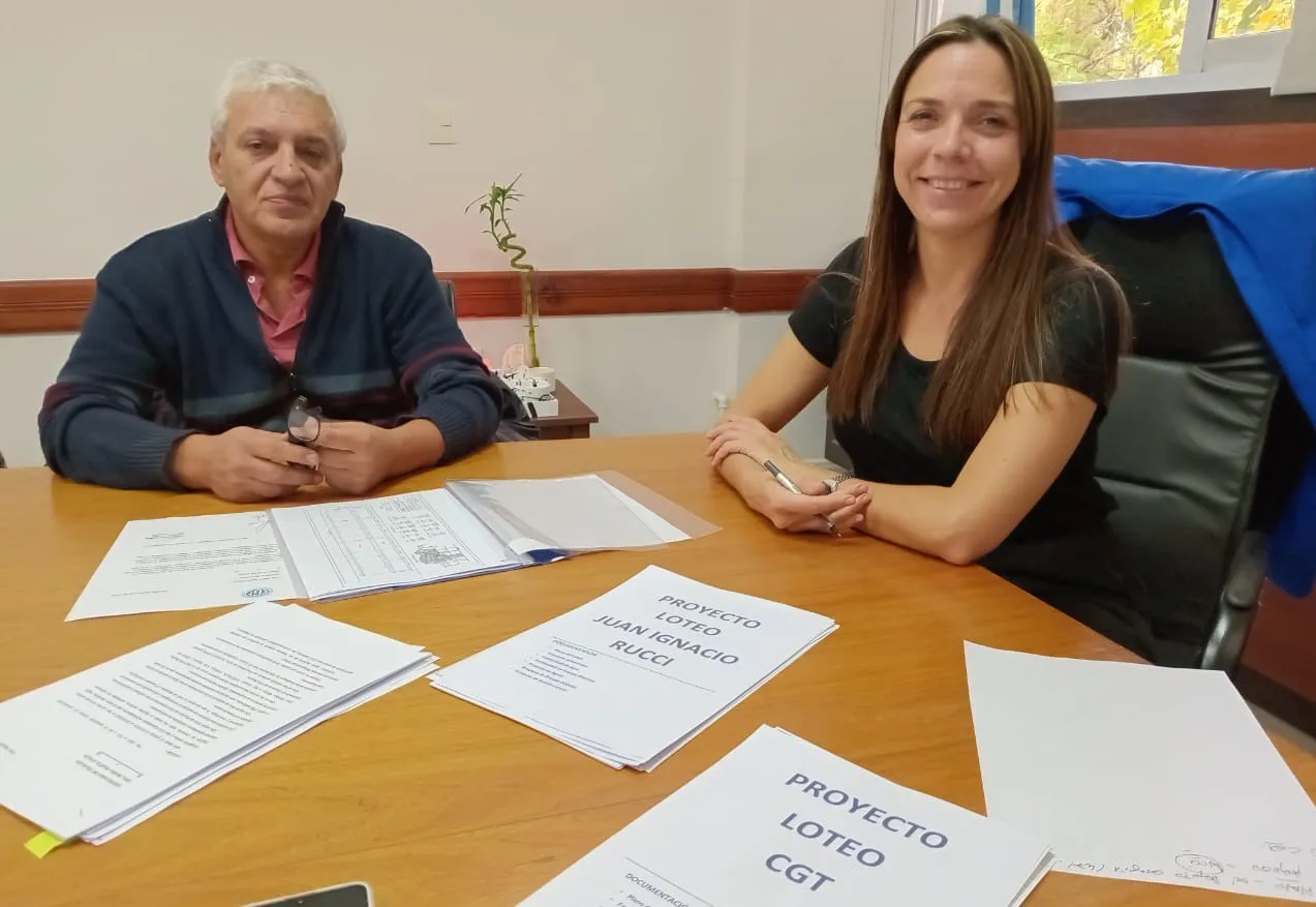 Rubén Chiuchiarelli junto a María Avilez