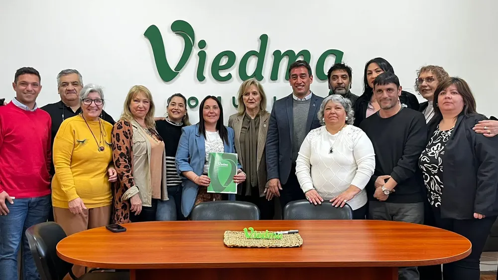 VIEDMA, MUNICIPALIDAD, CURZAS