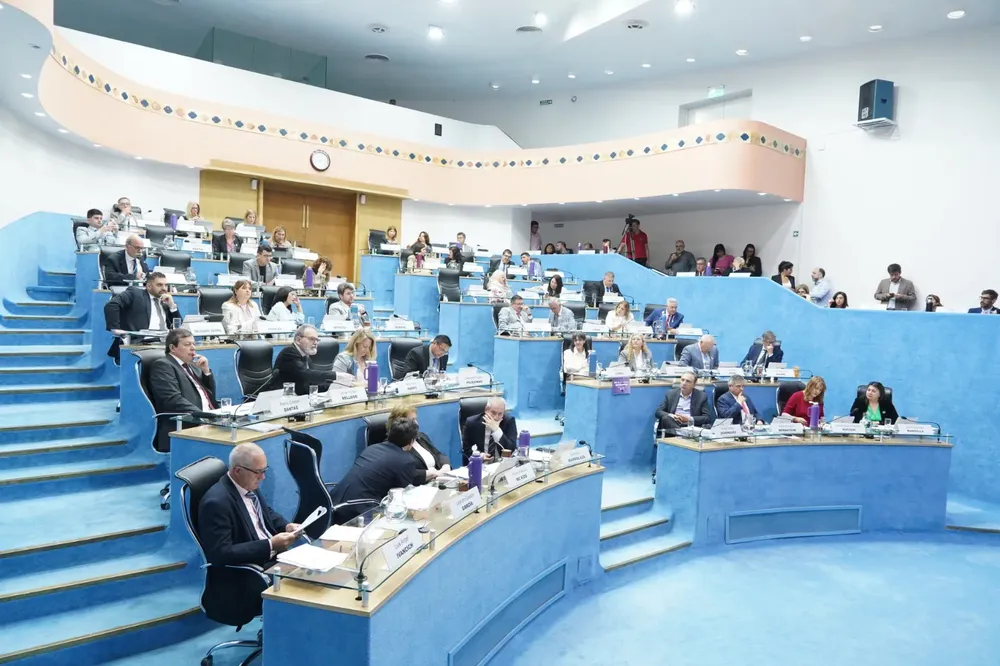LEGISLATURA, SESION