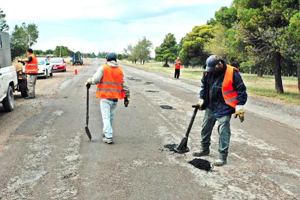 MANTENIMIENTO DE CALLES EN VIEDMA