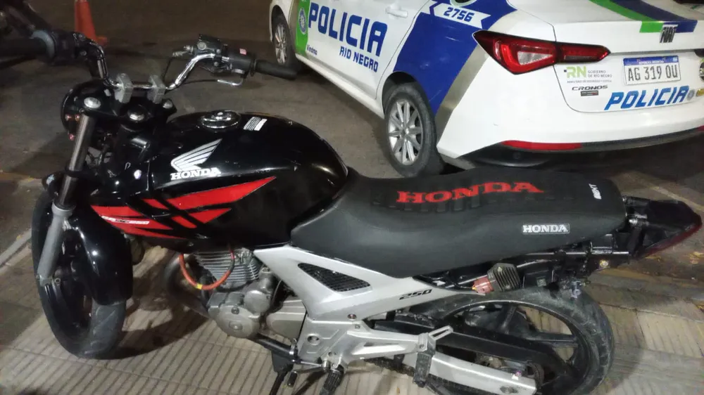 VIEDMA MOTO SECUESTRADA