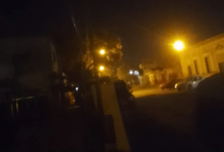 BARRIO MITRE ILUMINACION OSCURIDAD