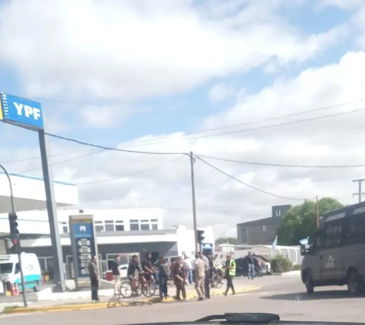 bb6f078f-69b0-4f68-a4f1-f5fa3d55a1e3