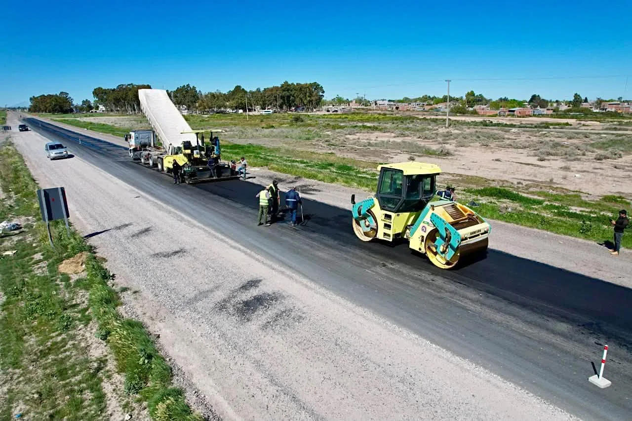 VIEDMA RUTA 1 REPAVIMENTACION