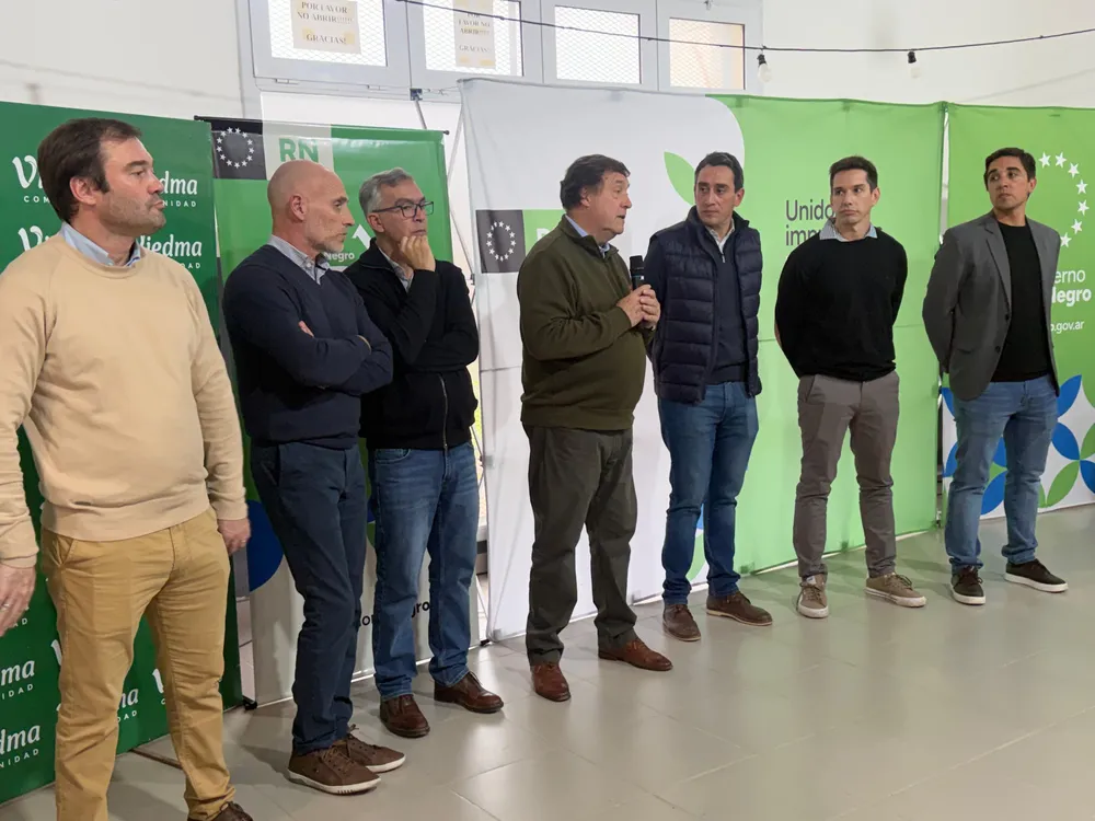 MARIANO LAVIN ALEJANDRO ECHARRREN FACUNDO LOPEXZ ALBERTO WERETILNECK MARCOS CASTRO AGUSTIN RIOS NAHUEL ASTUTTI