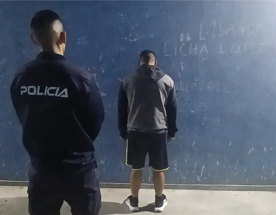 38339932-627c-4248-9afb-5f8b2e0a9551