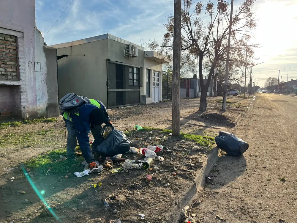 Viedma Limpia en Comunidad, BARRIO LAVALLE, BARRIO MI BANDERA