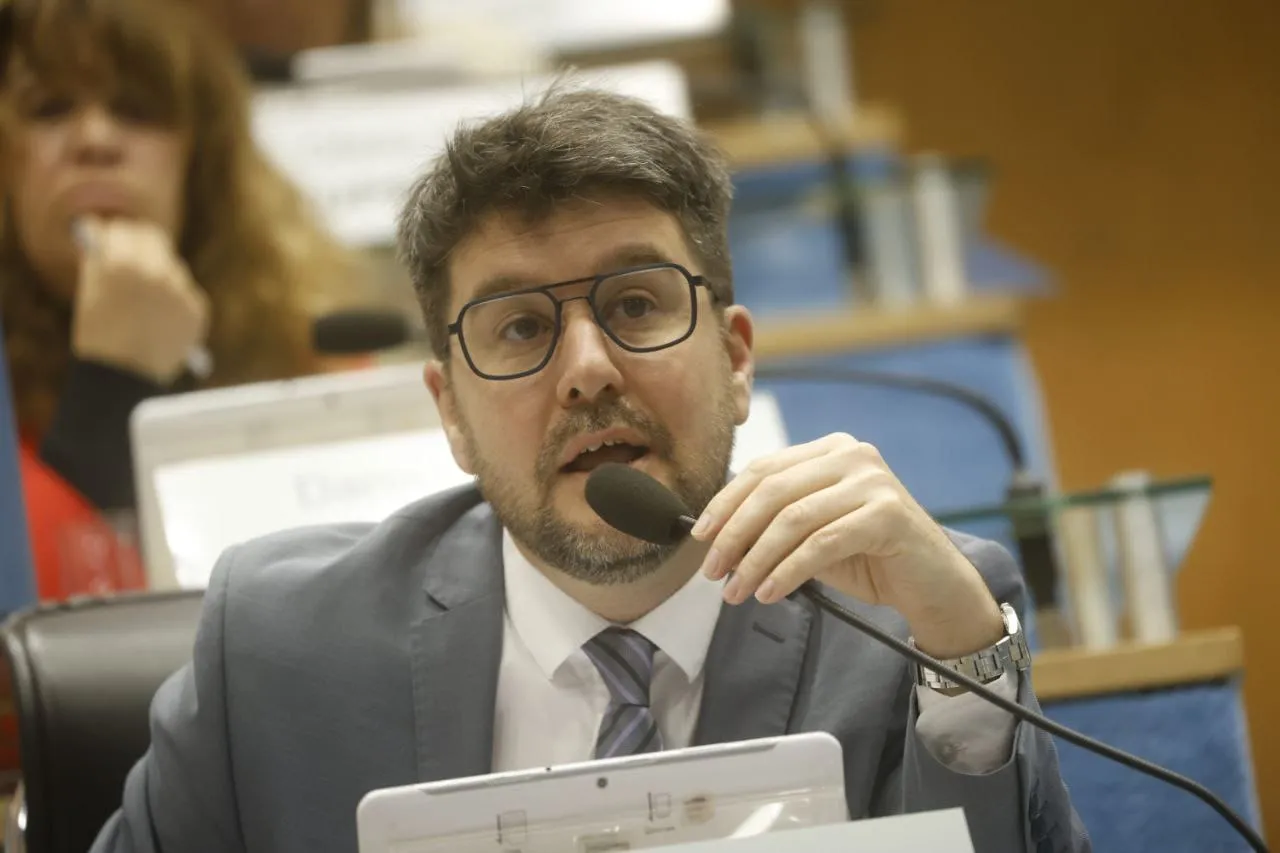 JOSE LUIS BERROS