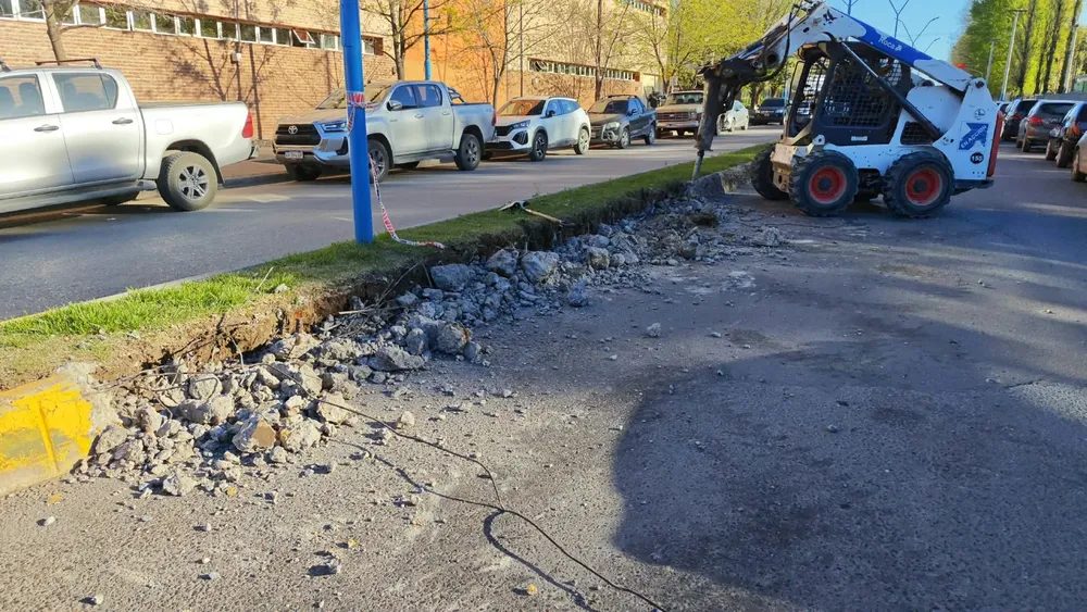 RECONSTRUCCION CORDON CUNETA