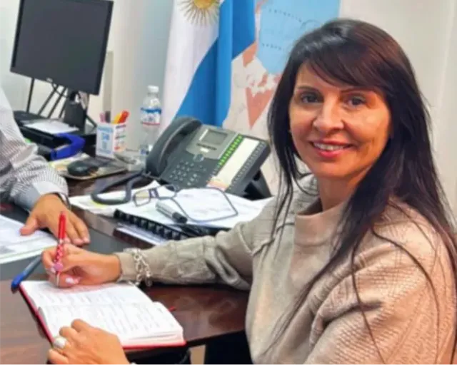 LORENA VILLAVERDE
