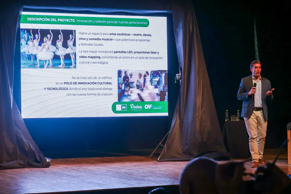 MARCOS CASTRO, CENTRO MUNICIPAL DE CULTURA, REFUNCIONALIZACION