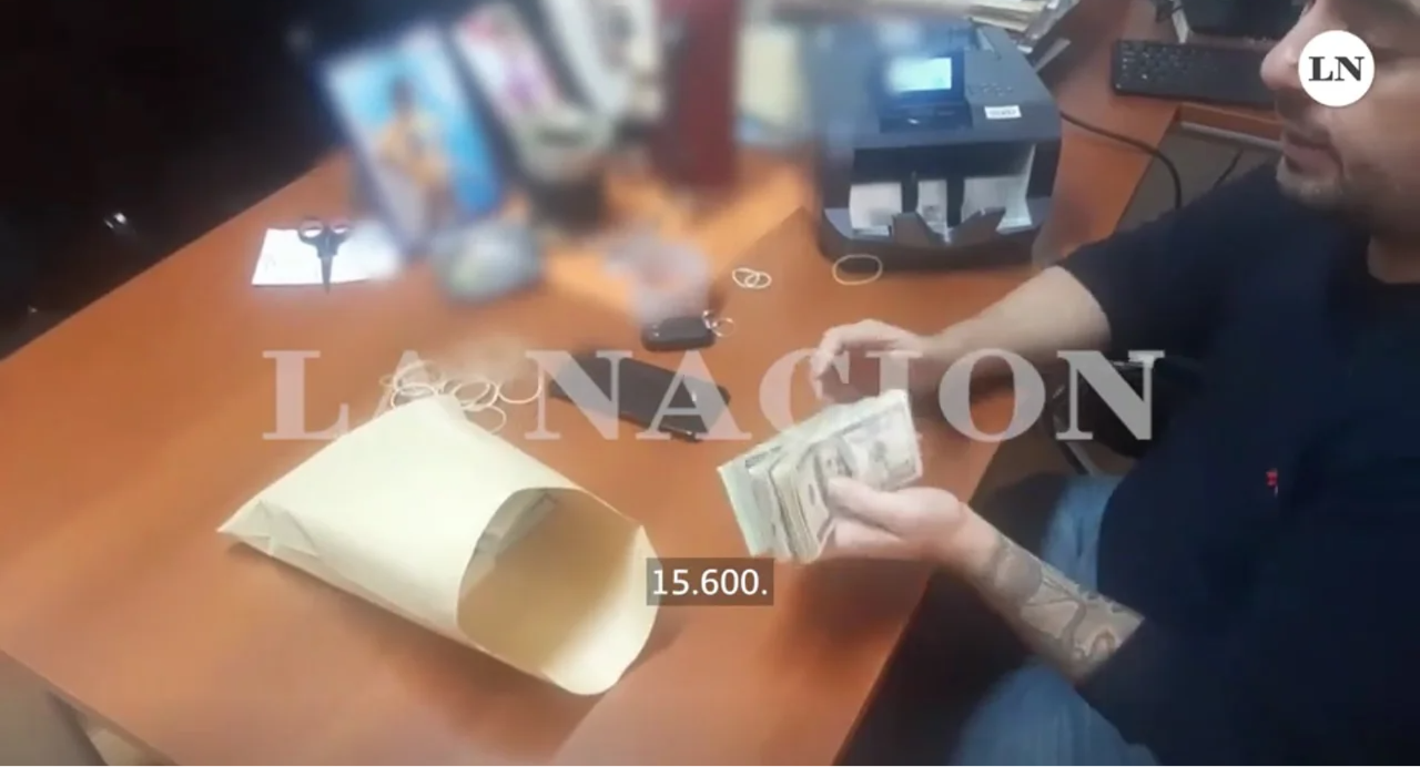 JUAN PABLO BEACON DOLARES