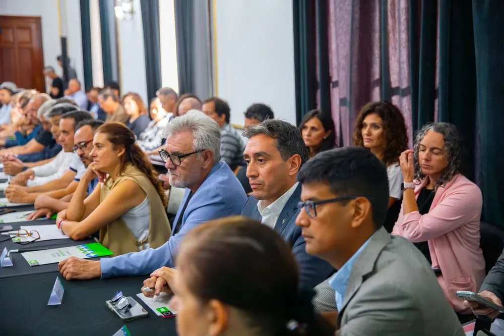 MARCOS CASTRO INTENDENTES