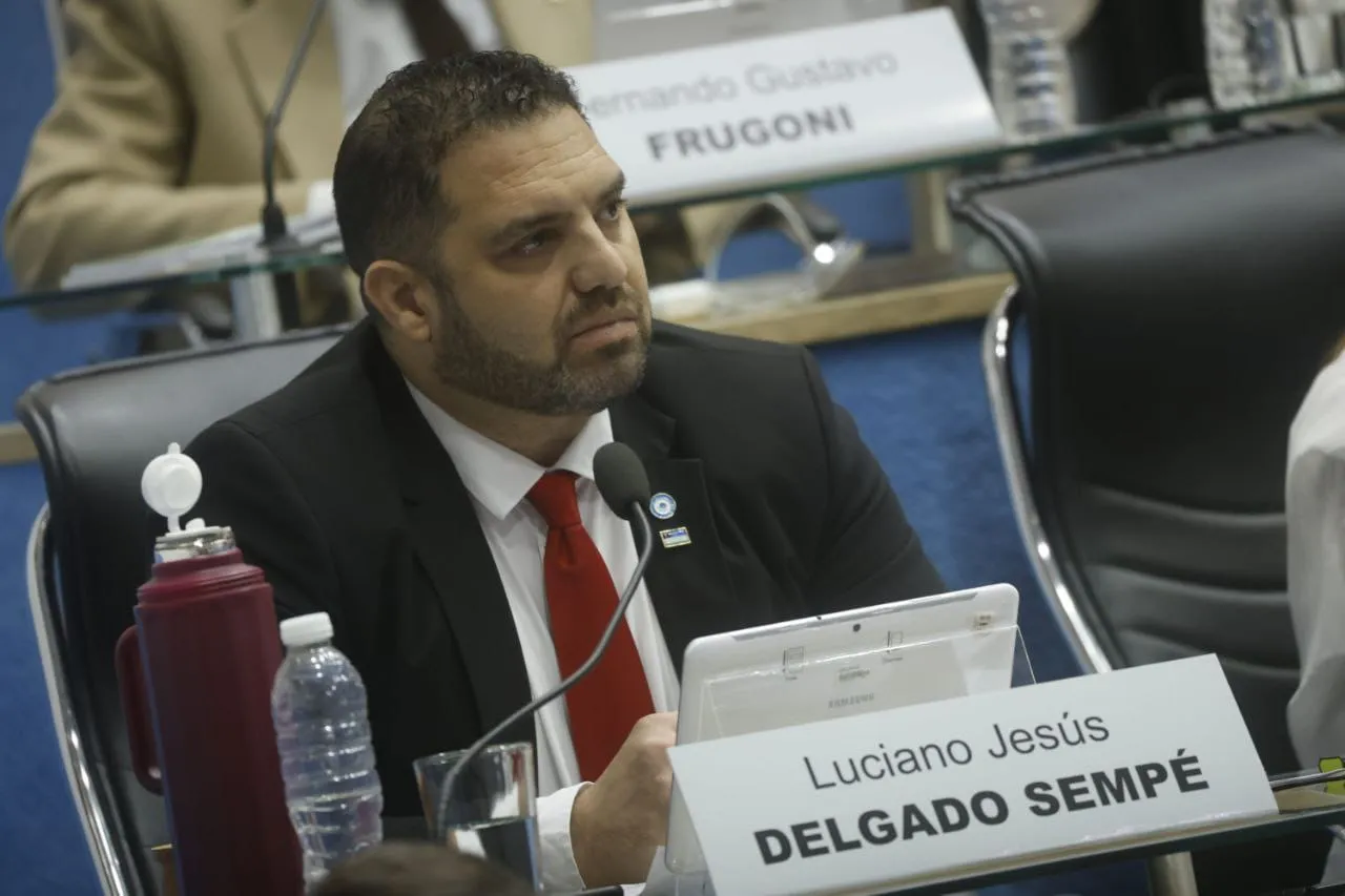 LUCIANO DELGADO SEMPE